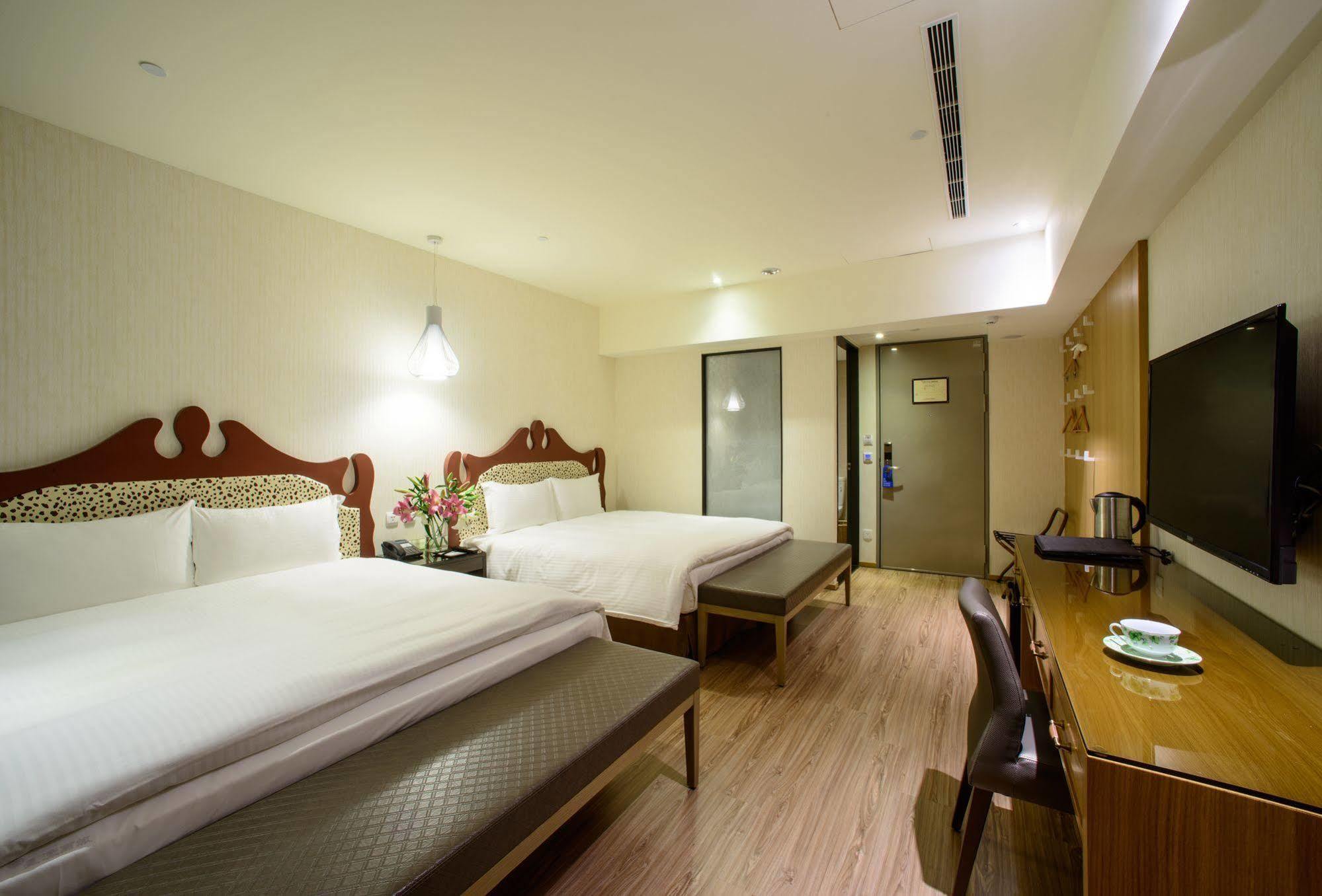 Stay Hotel - Taichung Yizhong Εξωτερικό φωτογραφία