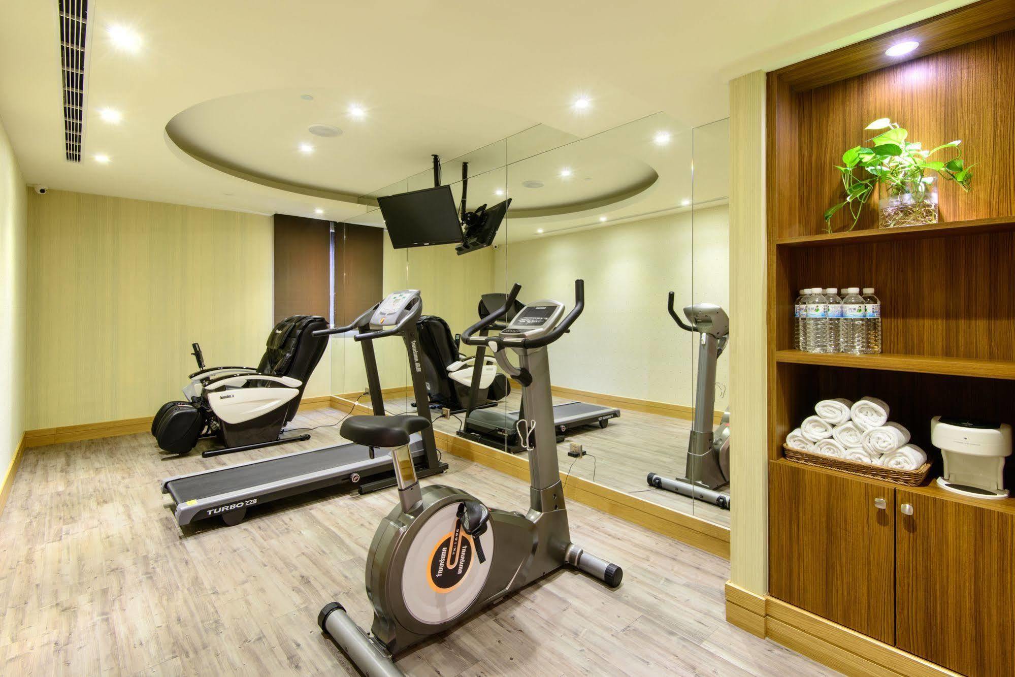 Stay Hotel - Taichung Yizhong Εξωτερικό φωτογραφία