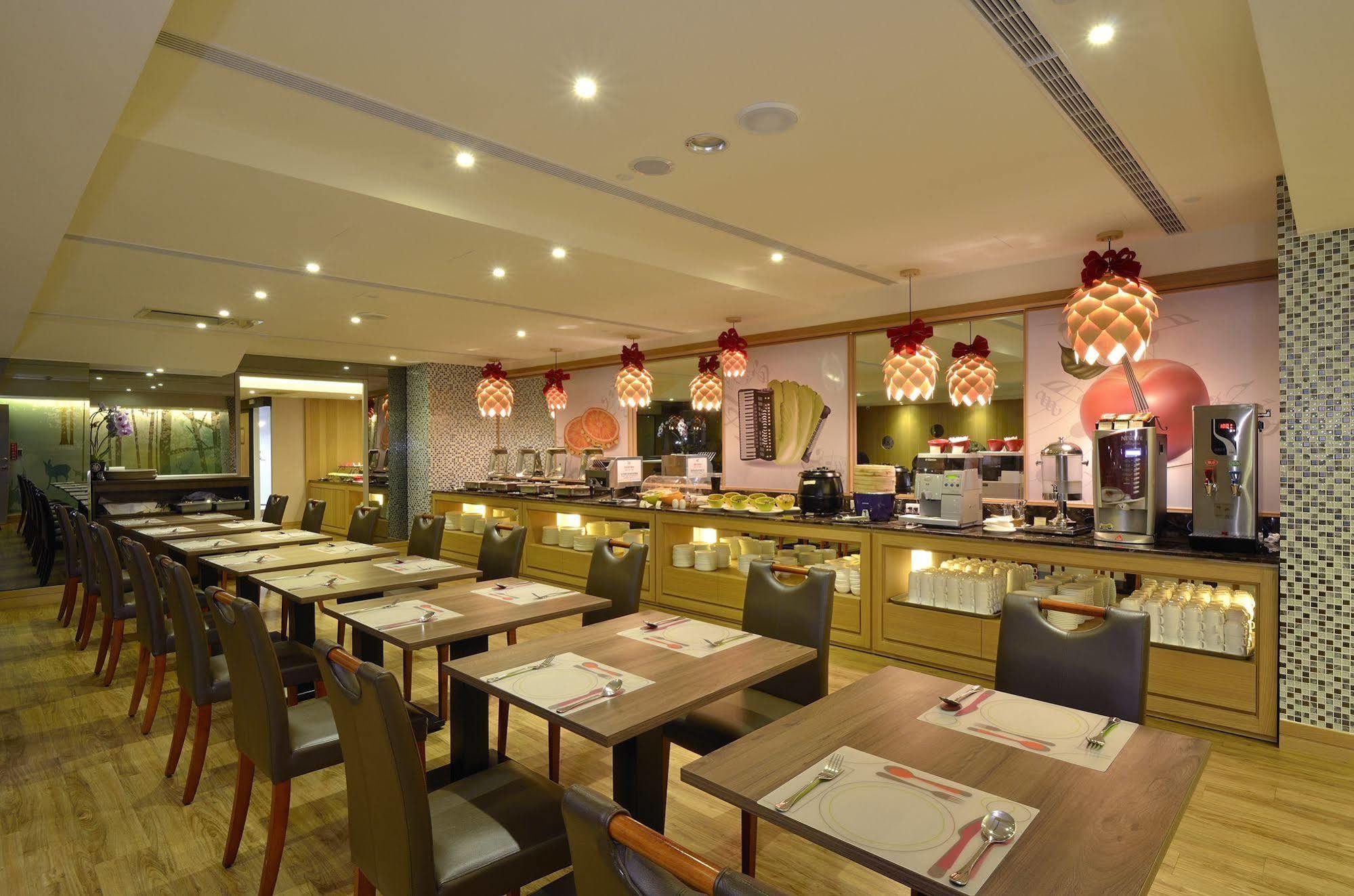 Stay Hotel - Taichung Yizhong Εξωτερικό φωτογραφία